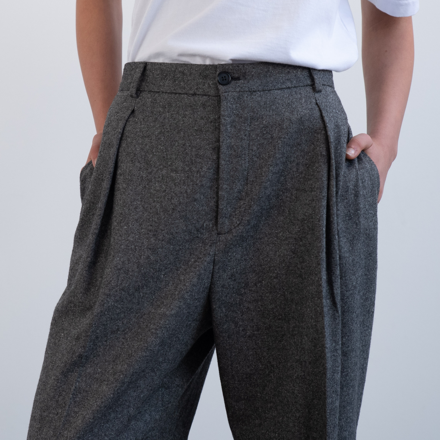 FNT 030 Midweight Portugal Trousers (Grey) – Front Office